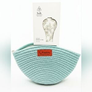 Nib luxury Korean handkerchief personally gifted by president + teal rope bag